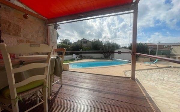 Appartement à vendre    4 pièces • 106 m2 Six-Fours-les-Plages