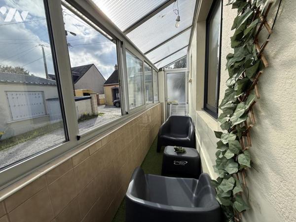 TOURLAVILLE, secteur calme; maison individuelle avec terrasse et garage