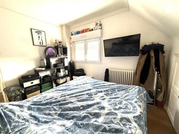 TOURLAVILLE, secteur calme; maison individuelle avec terrasse et garage