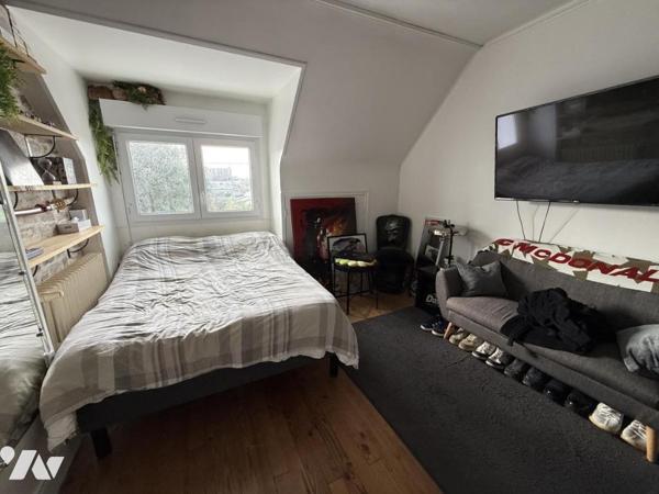 TOURLAVILLE, secteur calme; maison individuelle avec terrasse et garage