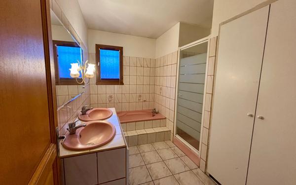 Maison à vendre    4 pièces •  Toulouse