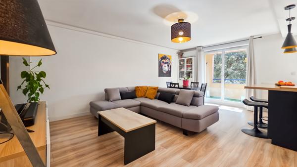 Launaguet (31140) A VENDRE - Appartement T3 rénové à Launaguet Village