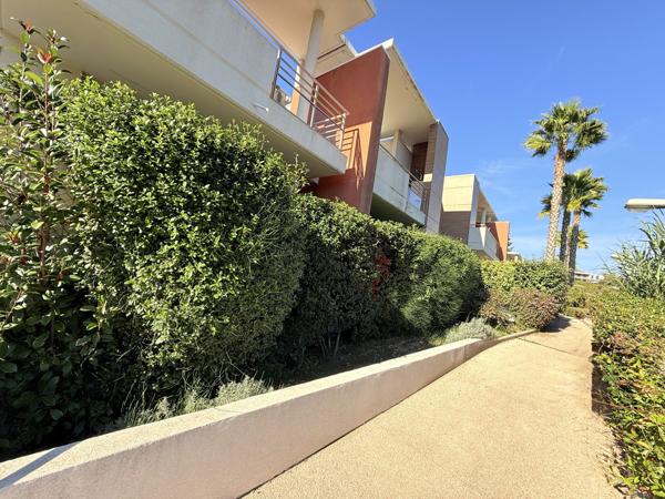 Appartement 3 pièces - 63 m² Exclusivité efficity