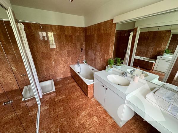 Maison 7 pièces 200.54 m2