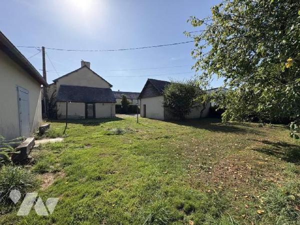 GEVEZE, Maison d'habitation - GEVEZE- Dans un environnement calme au fond d'une impasse,
Sur un...