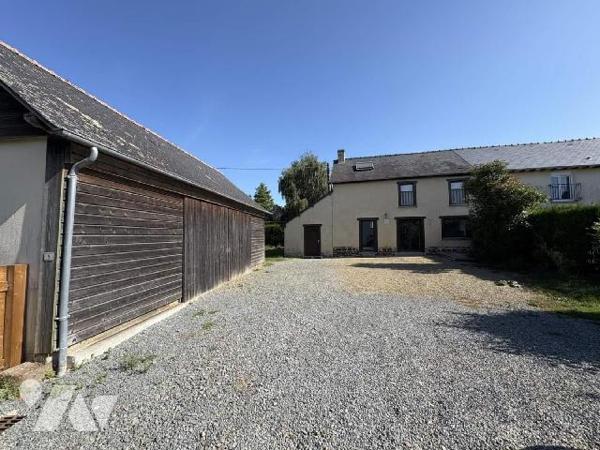 GEVEZE, Maison d'habitation - GEVEZE- Dans un environnement calme au fond d'une impasse,
Sur un...