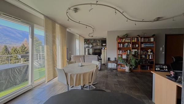 Magnifique T4 traversant à La Motte Servolex - Rare sur le marché !