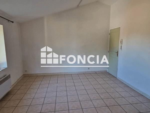 Location Studio 41.29 m² - 19 RUE DES TEMPLIERS Collias 30210