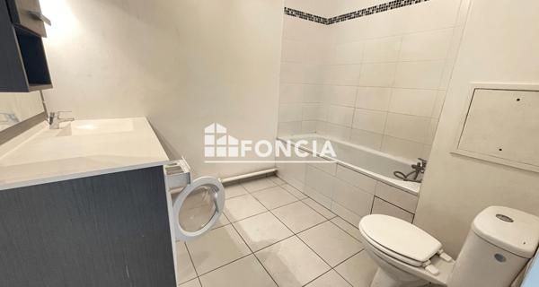 Location Studio 30.2 m² - Fresnes 94260