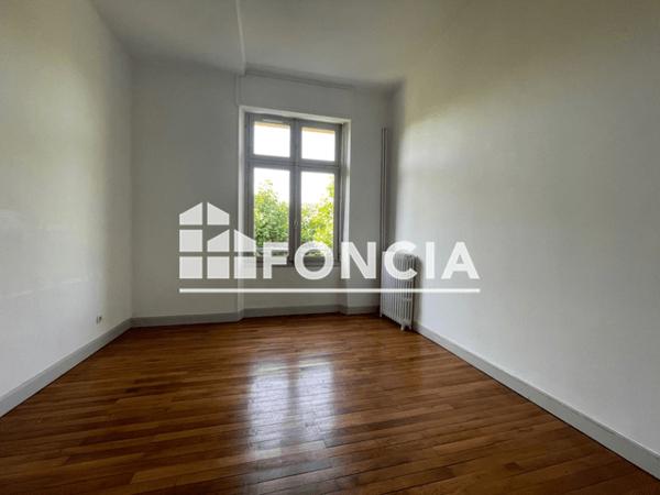 Location Appartement 3 pièces 71.77 m² - 26 RUE DE VERDUN Carcassonne 11000