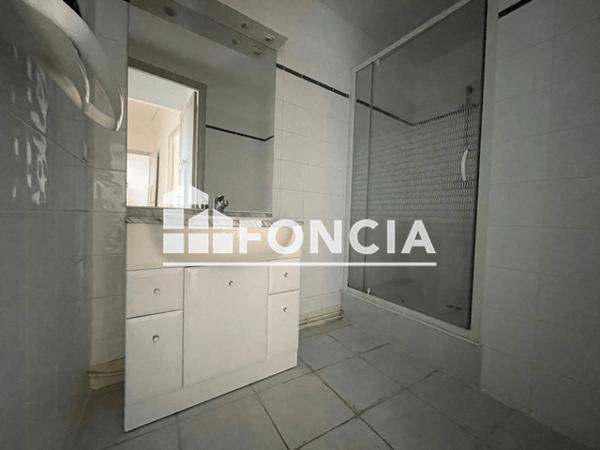 Location Appartement 3 pièces 71.77 m² - 26 RUE DE VERDUN Carcassonne 11000