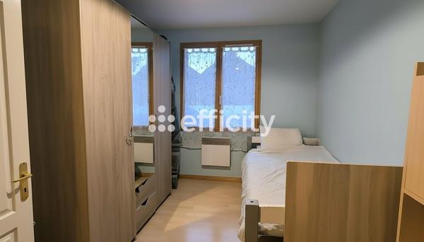 Maison
         4 pièces
        - 94 m² Exclusivité 147 500 € *