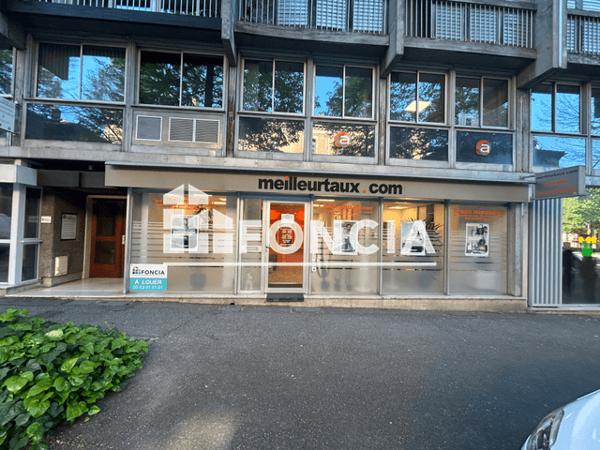 Location Local commercial 94.8 m² - 40 AVENUE GAMBETTA - B1 Montauban 82000
