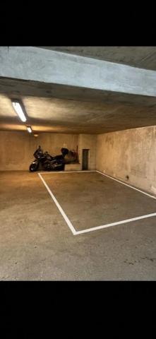 Parking / Box à vendre à Paris (75011)