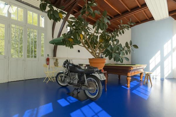 Pavillon de caractère – Secteur Paul-Bert – Tours
Idéal pour loft ou atelier d'artiste