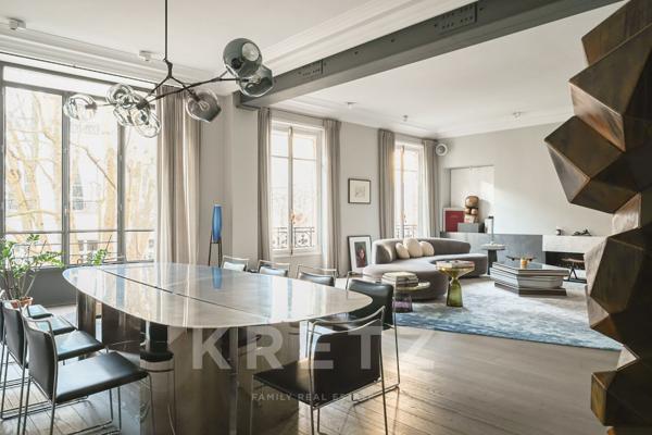 Appartement de réception à deux pas de l'Elysée par l'architecte Michel Bismut