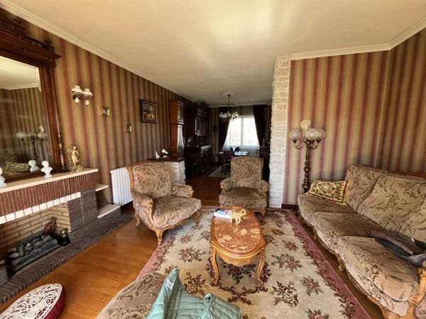 Maison à vendre |  Barbezieux-Saint-Hilaire |  3 pièces | 74 m²