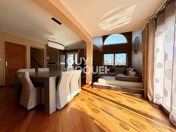 MAISON À VENDRE DE 6 PIÈCES DE 170,00 M²