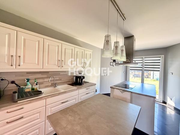 MAISON À VENDRE DE 6 PIÈCES DE 170,00 M²