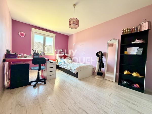 MAISON À VENDRE DE 6 PIÈCES DE 170,00 M²