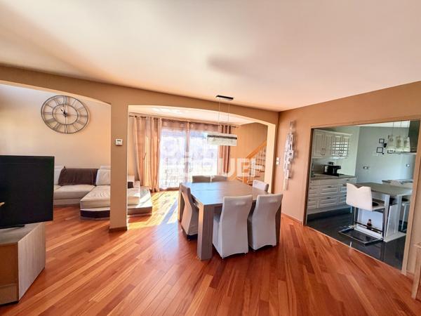 MAISON À VENDRE DE 6 PIÈCES DE 170,00 M²