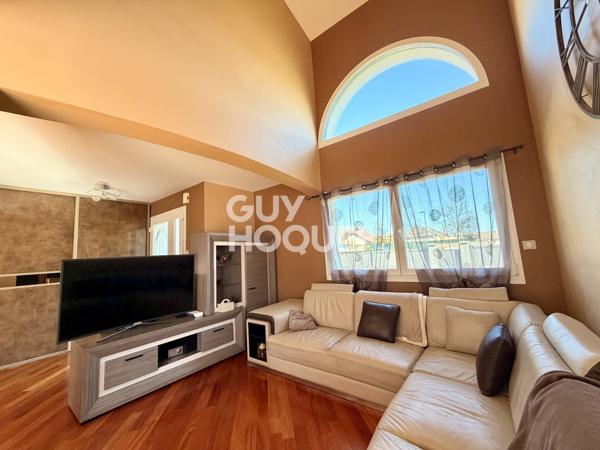 MAISON À VENDRE DE 6 PIÈCES DE 170,00 M²