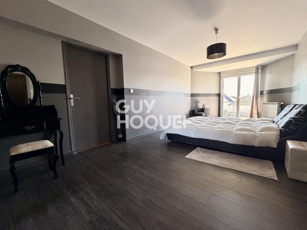 MAISON À VENDRE DE 6 PIÈCES DE 170,00 M²