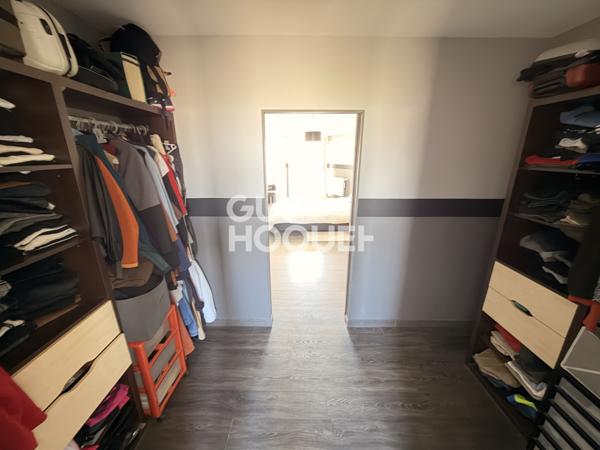 MAISON À VENDRE DE 6 PIÈCES DE 170,00 M²