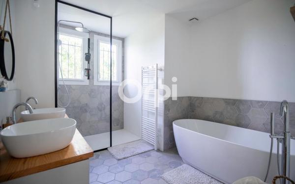 Maison à vendre    4 pièces • 150 m2 Isle