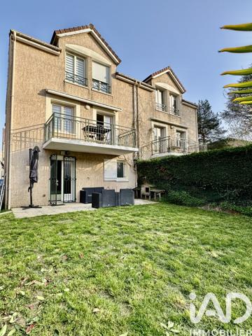 Maison à vendre 6 pièces 123 m² Sainte-Geneviève-des-Bois