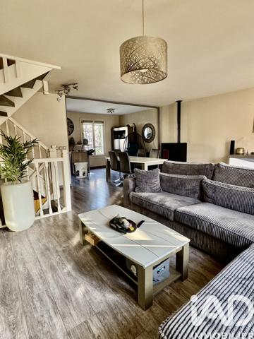 Maison à vendre 6 pièces 123 m² Sainte-Geneviève-des-Bois