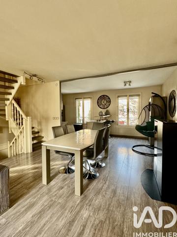 Maison à vendre 6 pièces 123 m² Sainte-Geneviève-des-Bois