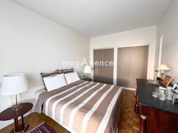 Appartement à SAINT-NOM-LA-BRETECHE, 78860 - 7 pièces 192m²