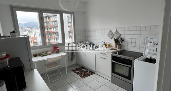 Location Appartement 3 pièces 63.5 m² - Clermont-ferrand 63000