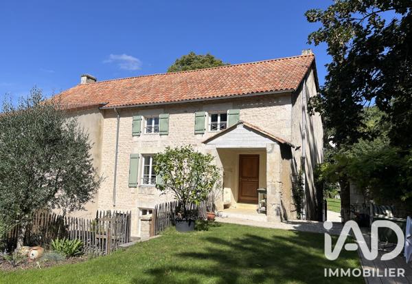 Maison à vendre 6 pièces 212 m² Quinçay