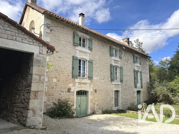 Maison à vendre 6 pièces 212 m² Quinçay