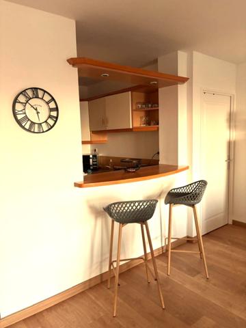 Saint Gilles Les Bains (97434) T3/4 de 78 m² en très bon état avec magnifique vue mer