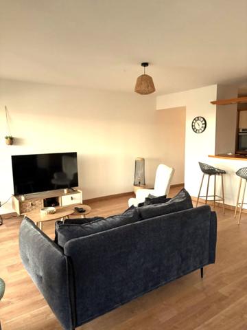 Saint Gilles Les Bains (97434) T3/4 de 78 m² en très bon état avec magnifique vue mer