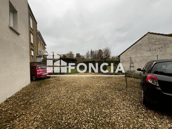 Location Studio meublé 31.08 m² - 50-52 RUE DU FOND DE SANTE Charleville Mezieres 08000