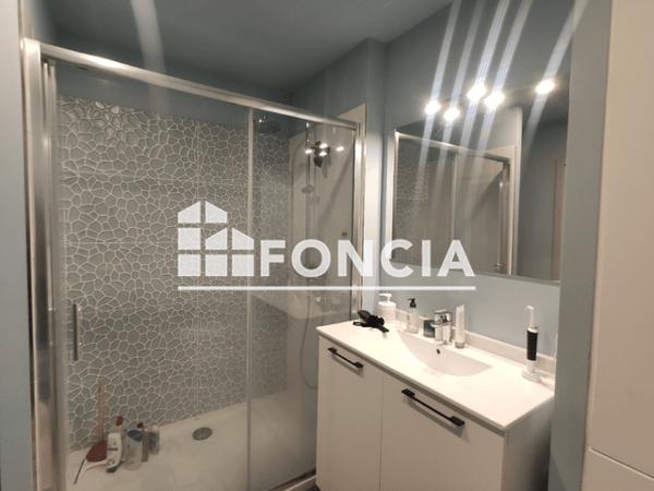 Location Appartement 2 pièces 32.4 m² - 4 RUE DES CHANOINES Nancy 54000