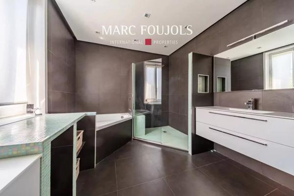 Suresnes – Maison familiale de 300 m² avec annexe et jardin 1000 m²