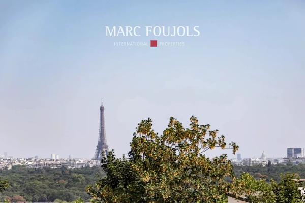 Suresnes – Maison familiale de 300 m² avec annexe et jardin 1000 m²