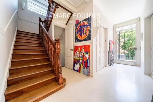 Suresnes – Maison familiale de 300 m² avec annexe et jardin 1000 m²