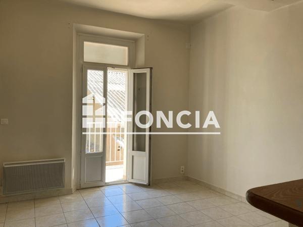 Location Appartement 2 pièces 45 m² - 79 AVENUE ALPHONSE DENIS Hyeres 83400