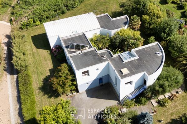 Une maison d’architecte inspirée, face à la mer
