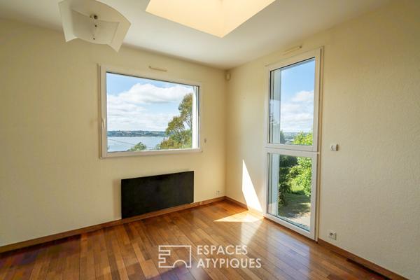 Une maison d’architecte inspirée, face à la mer