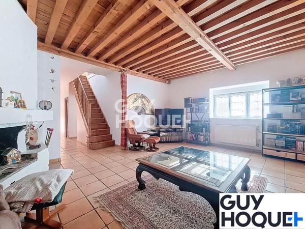 Maison de ville 5 chambres, avec extérieur à Vernaison