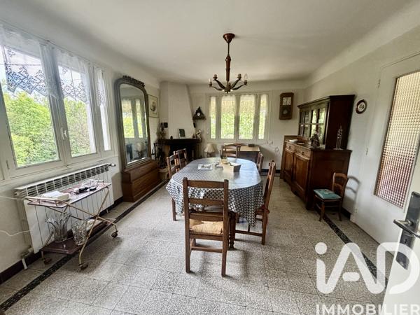 Maison à vendre 12 pièces 318 m² Saint-Étienne-de-Fontbellon