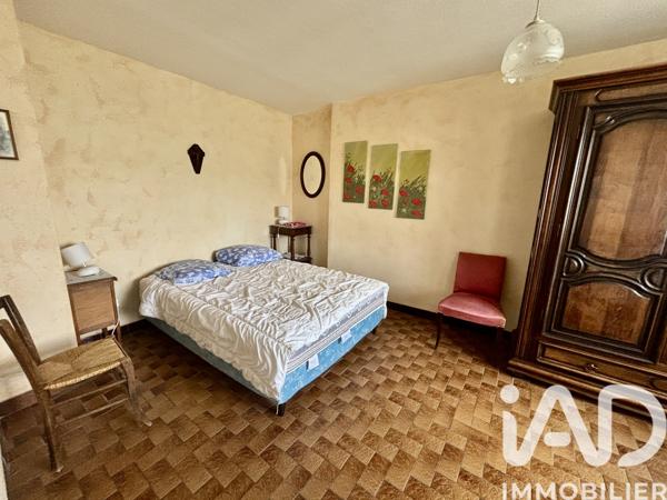 Maison à vendre 12 pièces 318 m² Saint-Étienne-de-Fontbellon