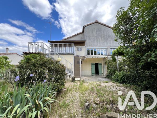 Maison à vendre 12 pièces 318 m² Saint-Étienne-de-Fontbellon
